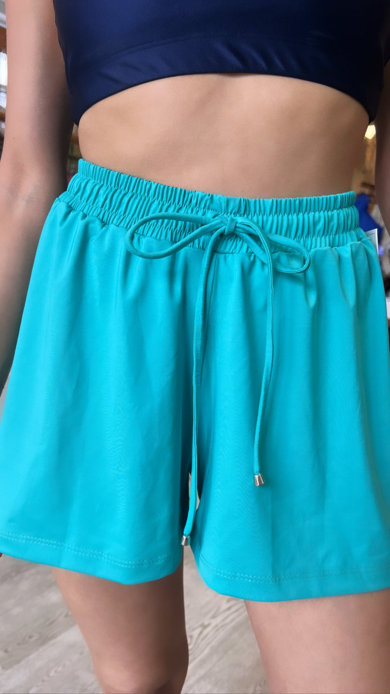 Vithi - Basic Short