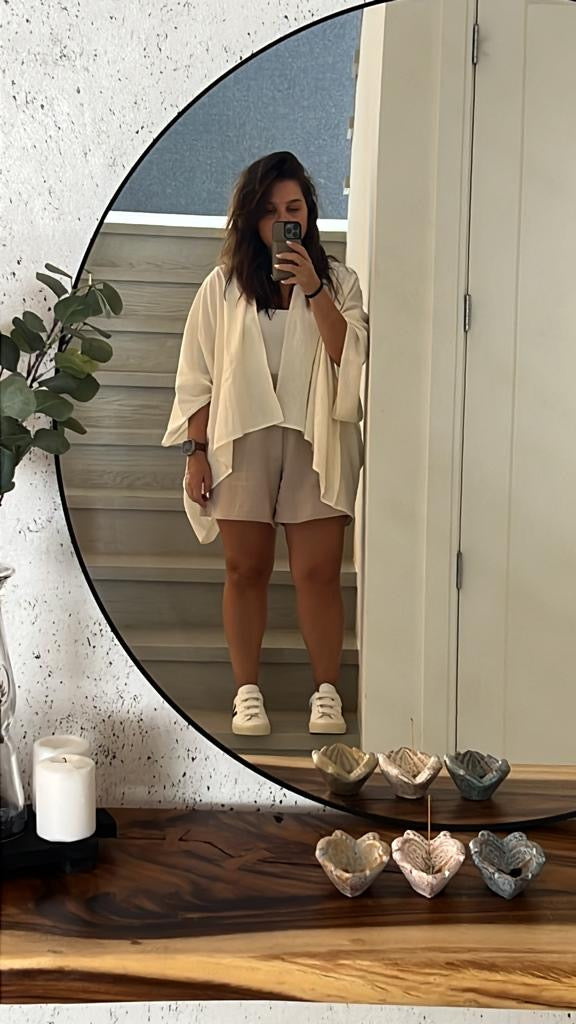 Mudita - Short