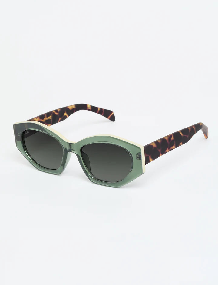 Tiwi - Colette 611