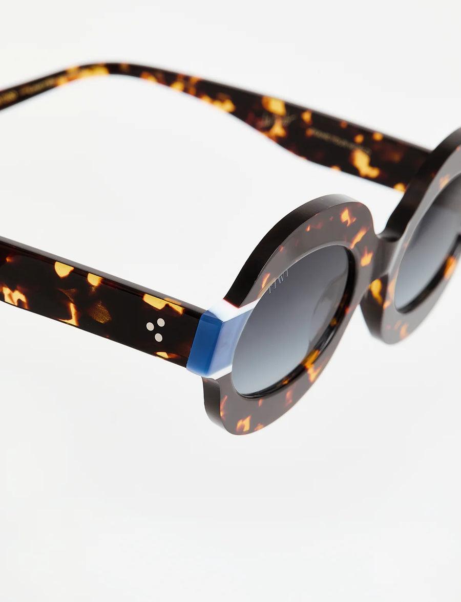 Tiwi - Le Club Paola 880