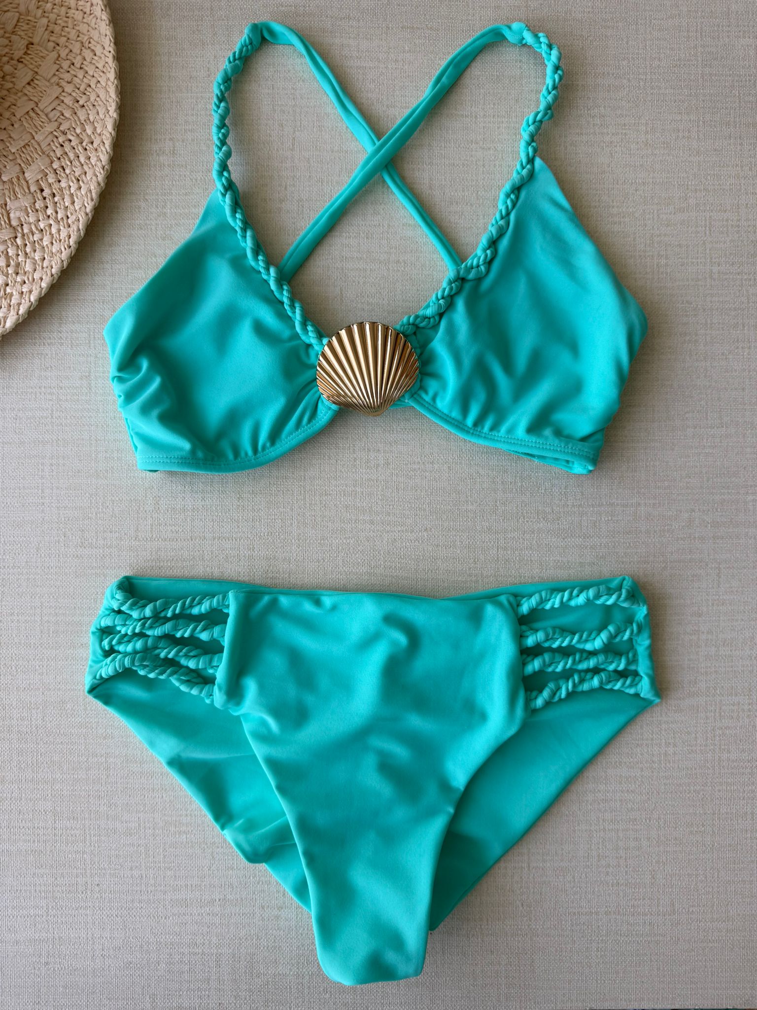 Yekas - Caracola Dorada Green Two Pieces