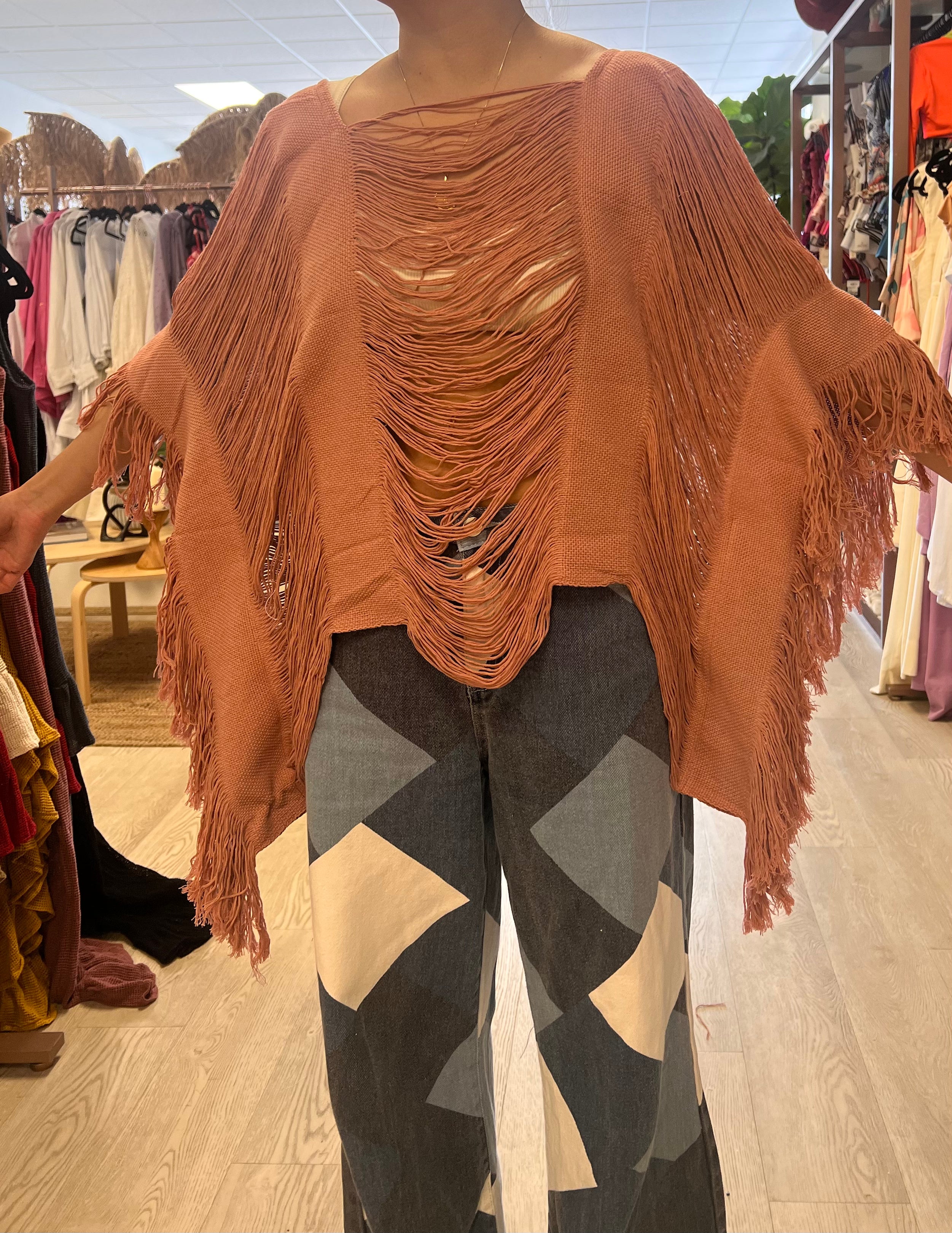 Aguacate Boutique - Carlota Poncho