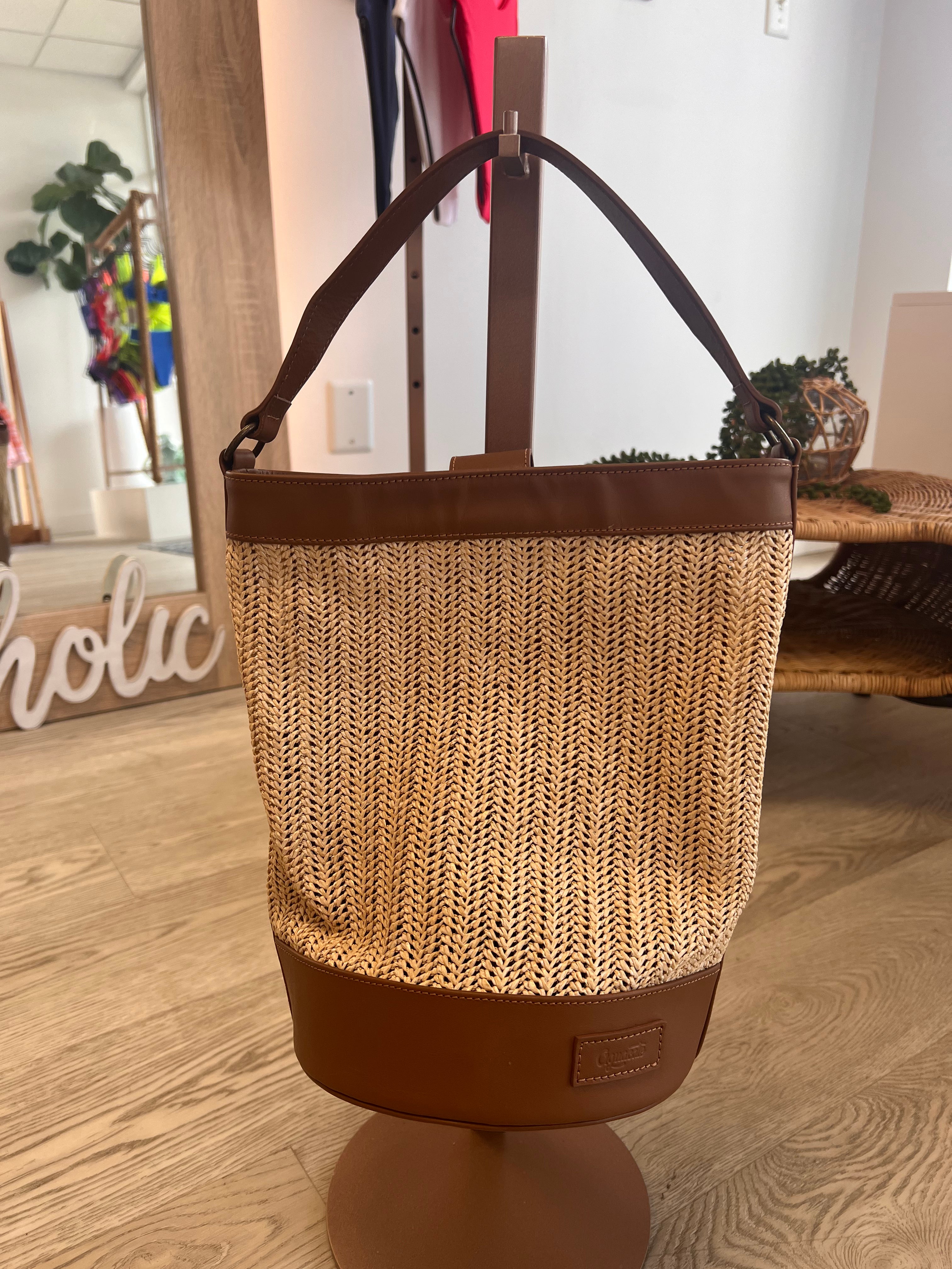 Aguacate Boutique - Jas Leather Beach Bag
