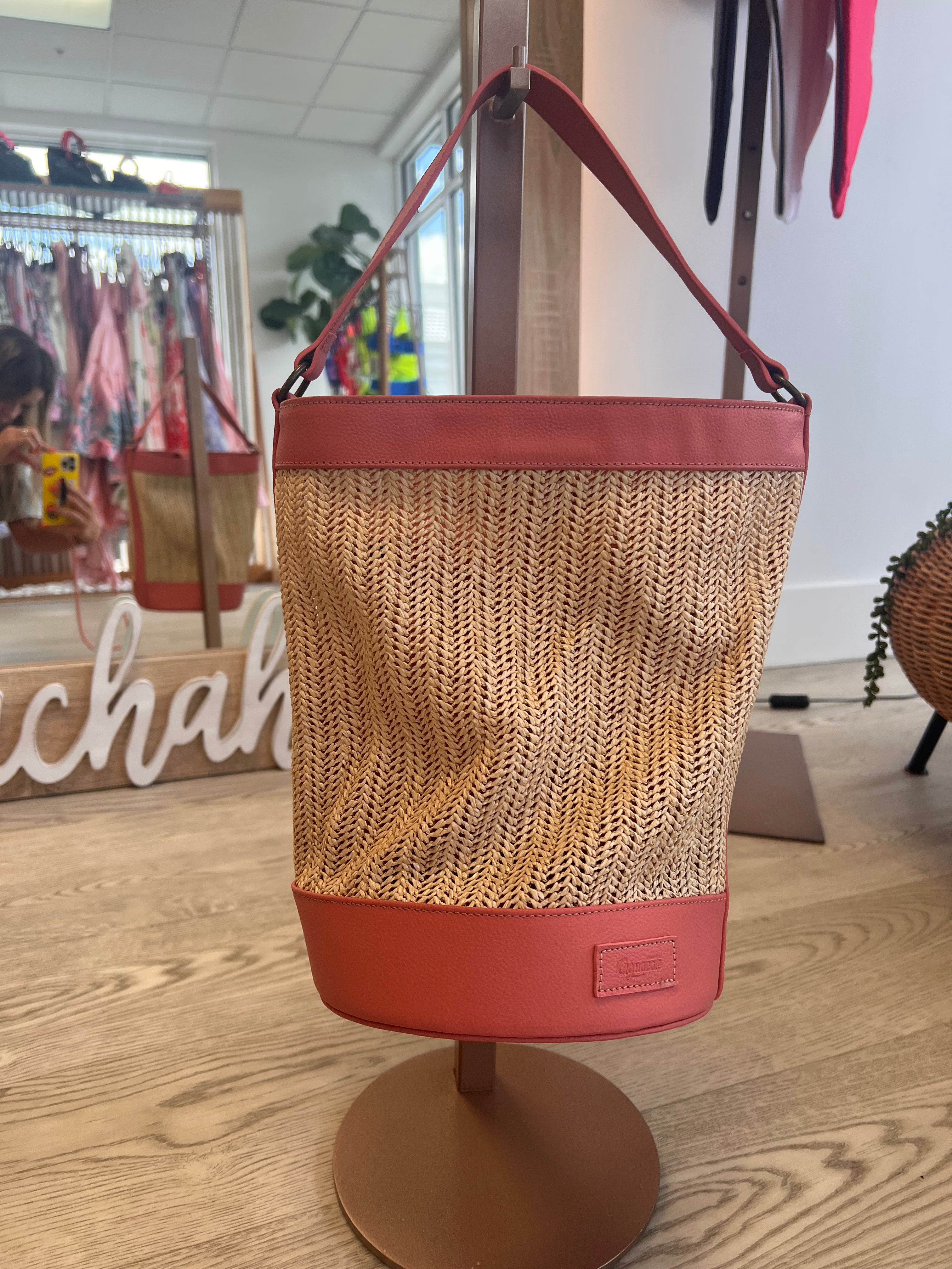 Aguacate Boutique - Jas Leather Beach Bag