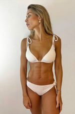 Mompossina - Essentials White 3135/3226 Two Pieces